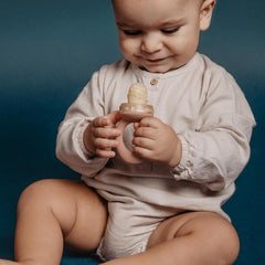 Ronțăitorul Suavinex pentru bebeluși, protecție anti-sufocare, calitate alimentară, silicon, cu capac, ușor de curățat, potrivit pentru mașina de spălat vase și congelator, calmează gingiile, de la 6 luni, roz