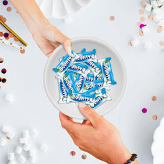 Batoane de ciocolată Bounty | Nucă de cocos și ciocolată | Diverse dimensiuni de ambalaj