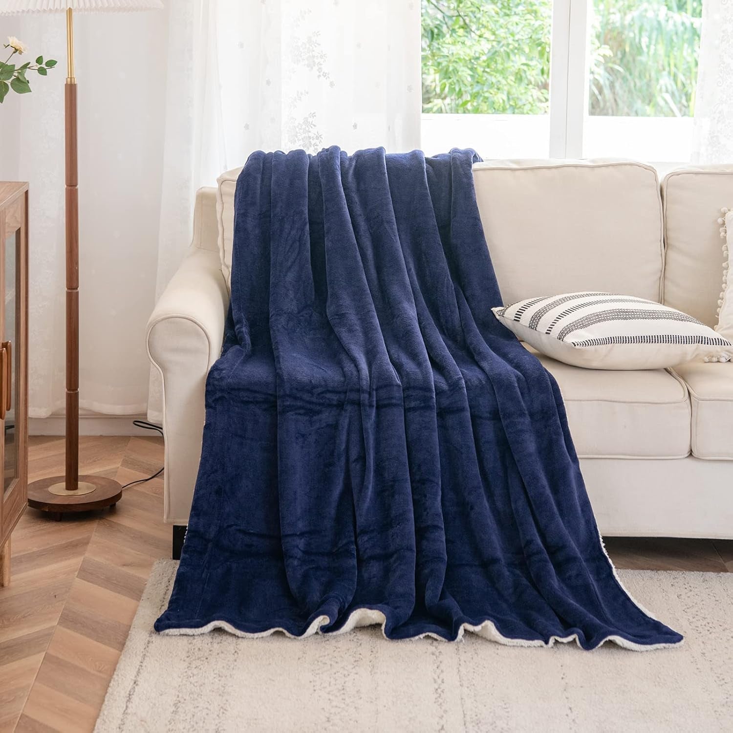Kono Sherpa fleece throw blanket, 150 X 200 Cm, Soft, Cosy, Fluffy, Reversible, Microfibre, pături fixe pentru pat, canapea, canapea (Albastru marin, dublu/double) Paturi si Cuverturi Besuche den KONO-Store