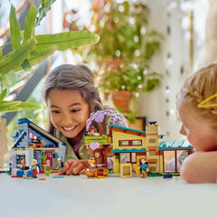 Casă de familie LEGO Friends Olly și Paisley, casă de păpuși cu figurine și accesorii, set cu casă cu două etaje și casă în copac, cadou creativ pentru fete și băieți cu vârsta de peste 7 ani 42620 Seturi de constructie Besuche den LEGO-Store