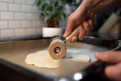 Rolă cilindrică pentru tavă de copt/alăutat din lemn de fag Chinchilla® | Ajutorul robust în bucătărie | Fabricat în Germania | Calitate sustenabilă din Germania | 18 x 5 cm