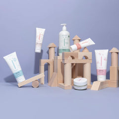 Gel de spălat nutritiv Naïf - Pentru bebeluși și copii - Ingrediente pe bază de naturale - 100% vegan - 200 ml Mama si Copilul Naty Shop