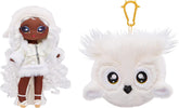 NA! NA! NA! SurpriseCozy Serie – Evie VON HOO – Schneeeule Modepuppe aus weichem Plüsch mit weißen Haaren,Mütze,Outfit und Flauschiger Anhängetasche – Tolles Geschenk für Kinder ab 5 Jahren 119357EUC