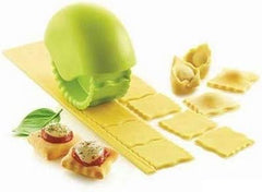 Silikomart | Roată de tăiat paste Snack'n'Roll, Rolă de aluat pentru paste și gustări, Verde, Dimensiuni 110 x 97 h78 mm, Fabricat în Italia