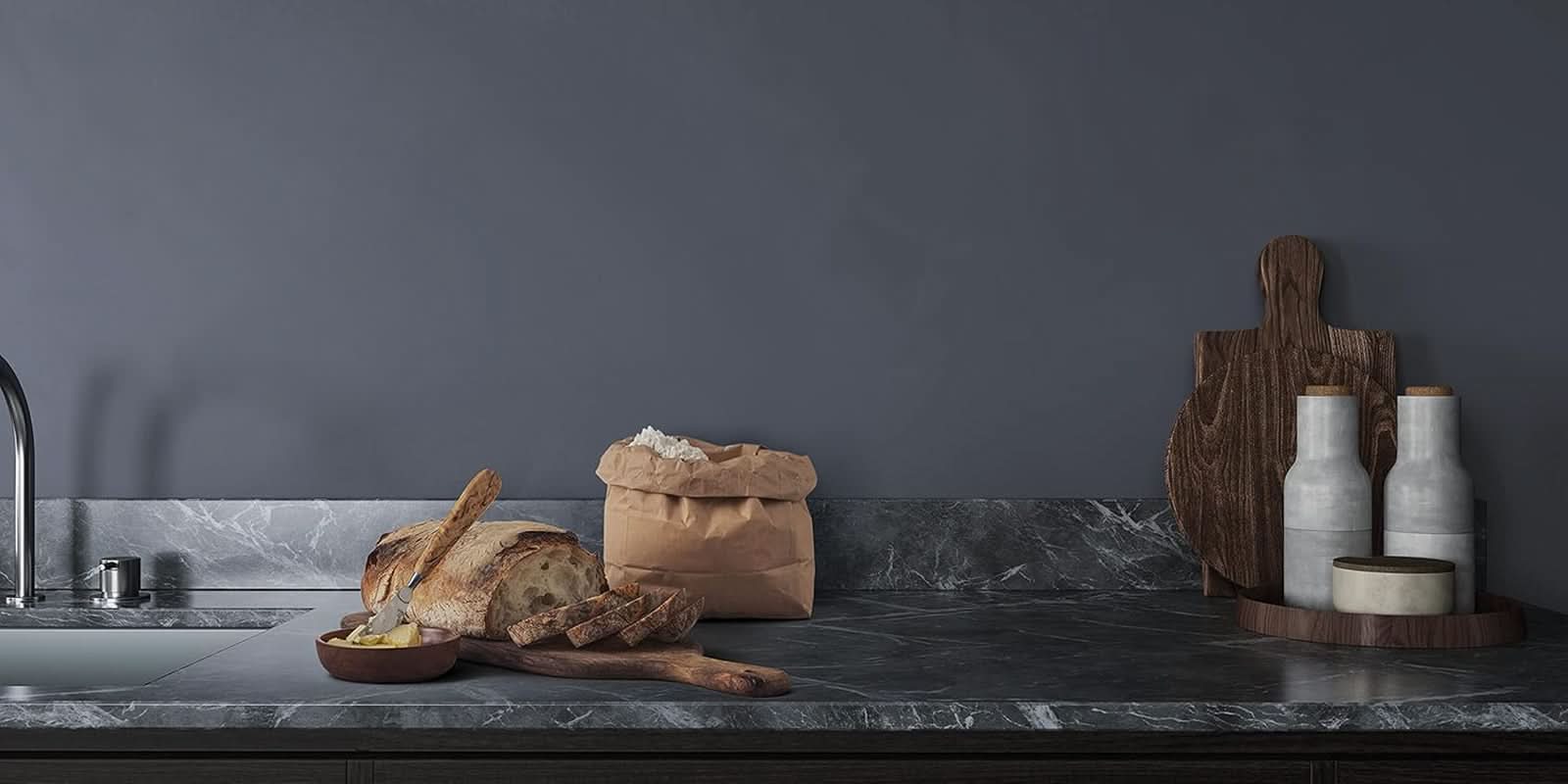 AEG KM5-1-4BPT Robot de bucătărie / + accesorii / 1200 W / 6 setări de viteză Mama si Copilul Naty Shop