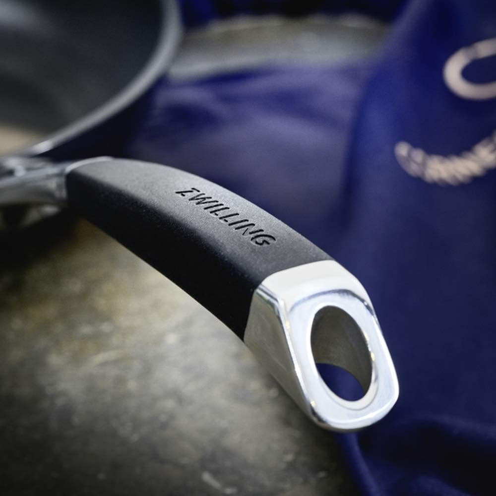 Tigăi ZWILLING CORNELIA POLETTO, cu strat antiaderent în 4 straturi cu particule de diamant, oțel inoxidabil 18/10, pentru toate tipurile de plită, inclusiv inducție Oale si Tigai Naty Shop