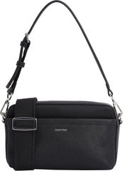 Calvin Klein geantă de umăr pentru femei Must Camera Bag Mono curea de umăr lată, Black (Ck Black), mărime naturală Genti Femei Naty Shop Titlu implicit
