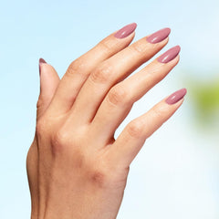 OPI Nature Strong Pink and Nude Shades – ojă de lungă durată cu o formulă vegană, inovatoare, care conține ingrediente naturale – pentru unghii strălucitoare