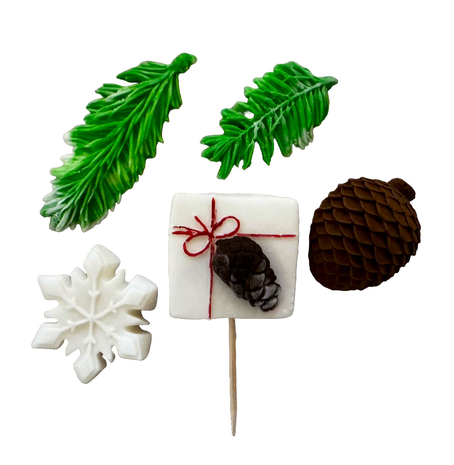Set 5 decoratiuni comestibile din pasta de zahar, Iarna, ace brad, fulg de nea, con Decoratiuni din Pasta de Zahar Naty Shop