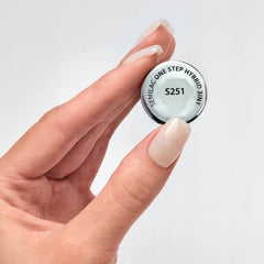 Oja UV Semilac One Step 3 în 1 S251 Cremă de cocos 7ml