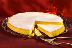RUF Tarte Au Citron, Backmischung Für Einen Schnellen Zitronen-Kuchen Französischer Art, Mit Fruchtiger Zitronen-Glasur Naty Shop