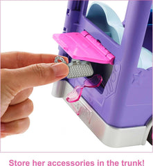 Păpușă Barbie Extra Mini Minis, Păpușă Extra Mini Minis cu Dubă Turistică cu Sclipici Extra, inclusiv accesorii pentru stația de machiaj și spectacol, cadou pentru copii, jucărie pentru vârsta de 3 ani și peste, HKF84