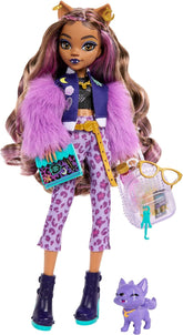 Păpușă Monster High Clawdeen Wolf cu câine Crescent și accesorii precum rucsac, calendar, gustări și multe altele, HRP65 Papusi Naty Shop Câine Crescent