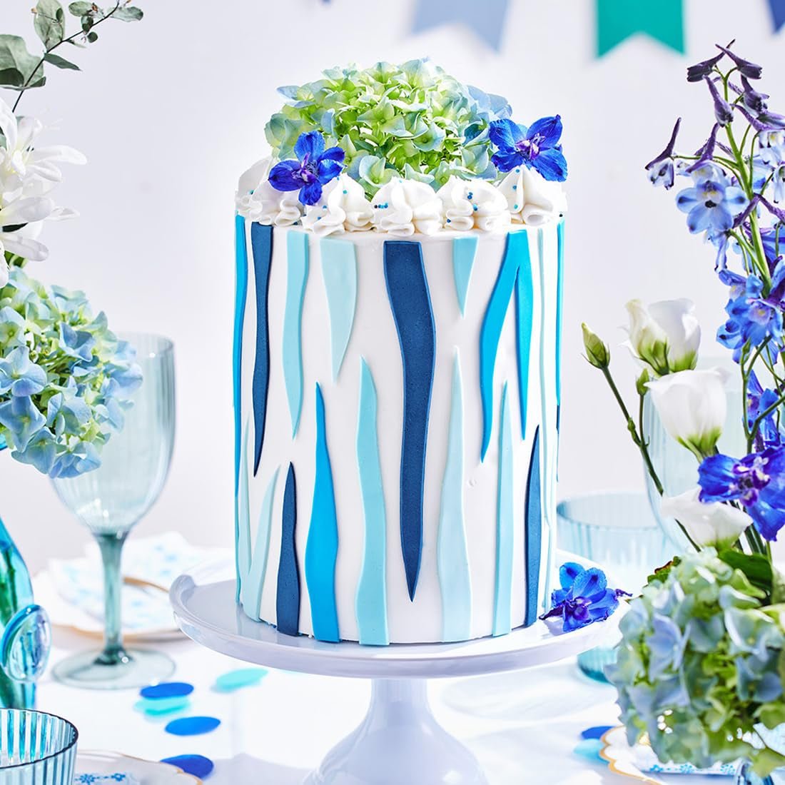 FunCakes Sea Blue fondant laminat: ușor de utilizat, neted, flexibil, moale și pliabil, perfect pentru decorarea prăjiturilor, halal, kosher și fără gluten, 250 g Pasta de zahar Naty Shop