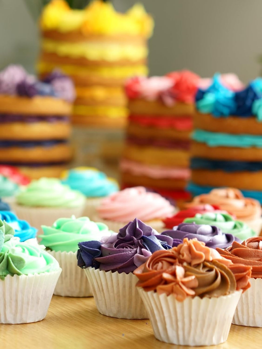 Coloranți alimentari pentru paste Sugarflair, violet, set de 4, coloranți alimentari pentru paste, fondant, marțipan, pastă de zahăr, cremă de unt și multe altele: violet, lavandă, violet struguri, violet intens - set de 4