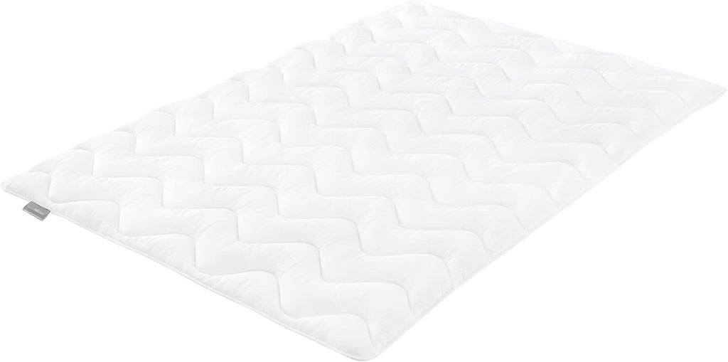 Traumnacht cuvertură de bază 4 sezoane, Pentru fiecare anotimp, Cu husă confortabilă din microfibră moale în 135 X 200 Cm, Alb, certificat Oeko Tex, Dezvoltat în Germania Plapumi si pilote Naty Shop Duo plapumă de iarnă 135 X 200 Cm