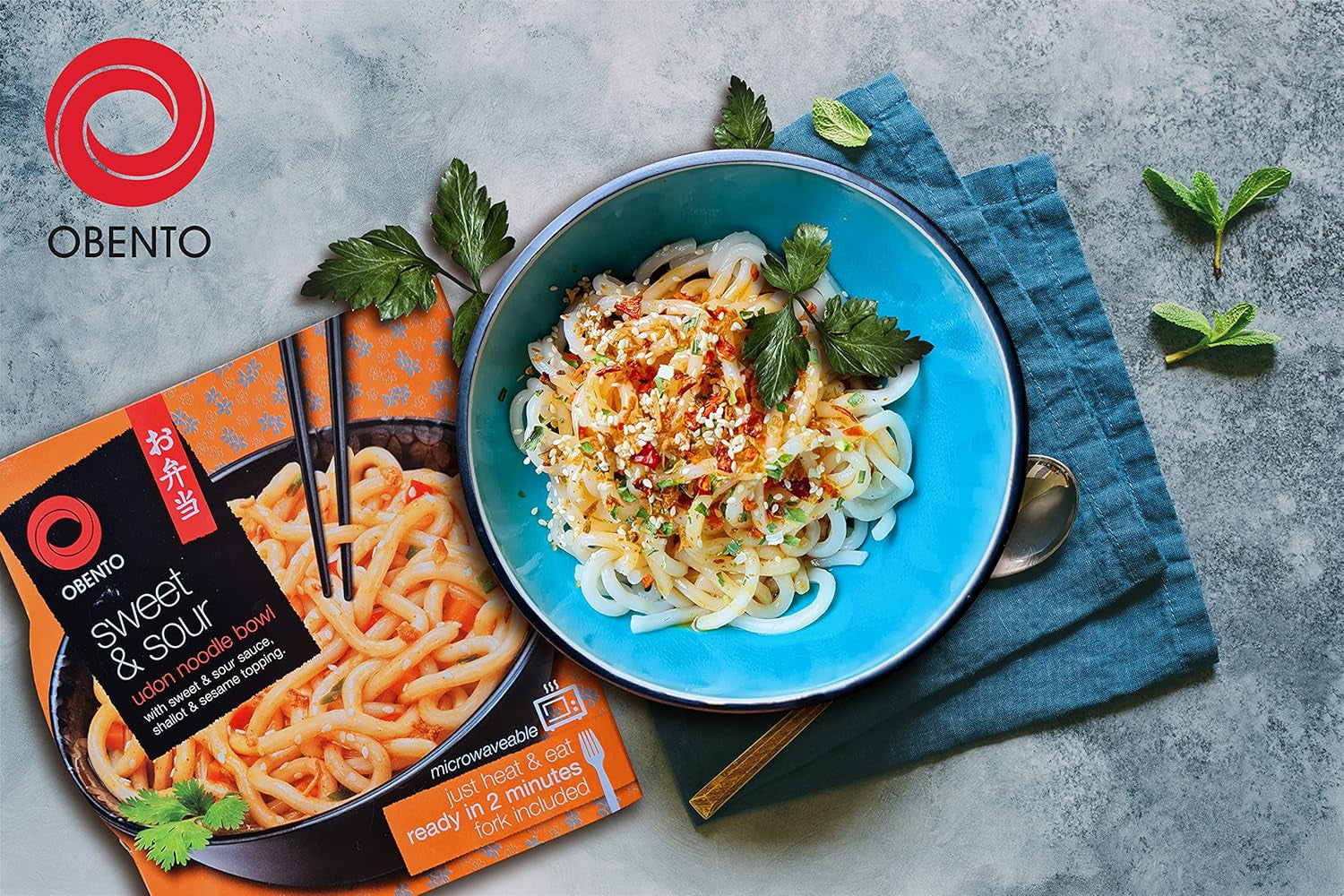 Bol Udon dulce-acrișor, mâncare gata preparată pentru cuptorul cu microunde, 240 g