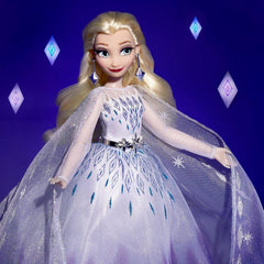 Disney Prinzessin Style Serie Weihnachtsedition ELSA, Modepuppe mit Accessoires, Sammlerpuppe für Kinder ab 6 Jahren