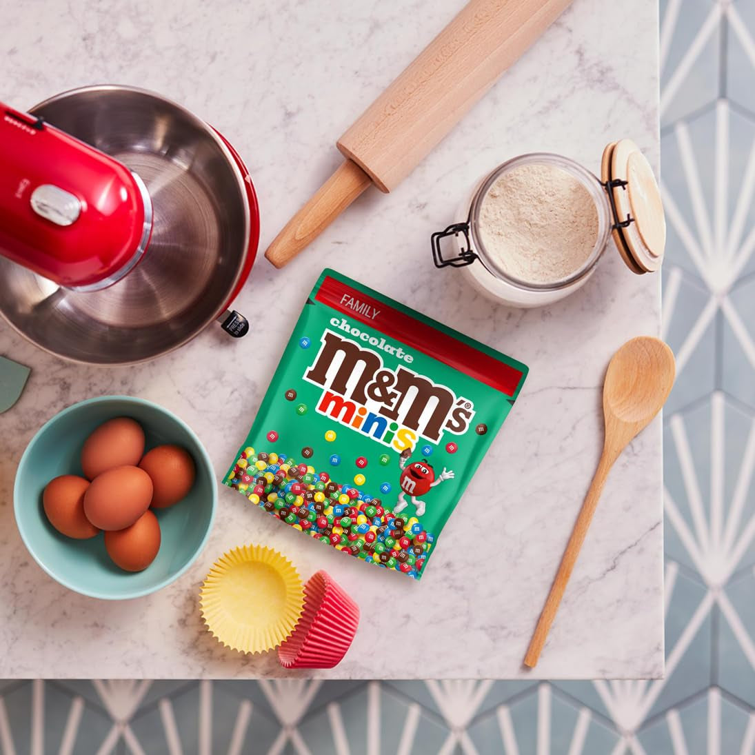 M&M's Chocolate Minis, Ciocolată, 1 x 324g, Linte cu ciocolată (324g) (Pachet de 2)