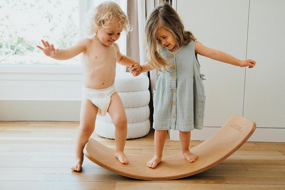 - Gesunde und ökologische Windeln Größe 6 (+16 kg), 1-Monatspackung (72 Höschen) — saugfähig, auslaufsicher und frei von unerwünschten Inhaltsstoffen (Verpackung kann variieren)