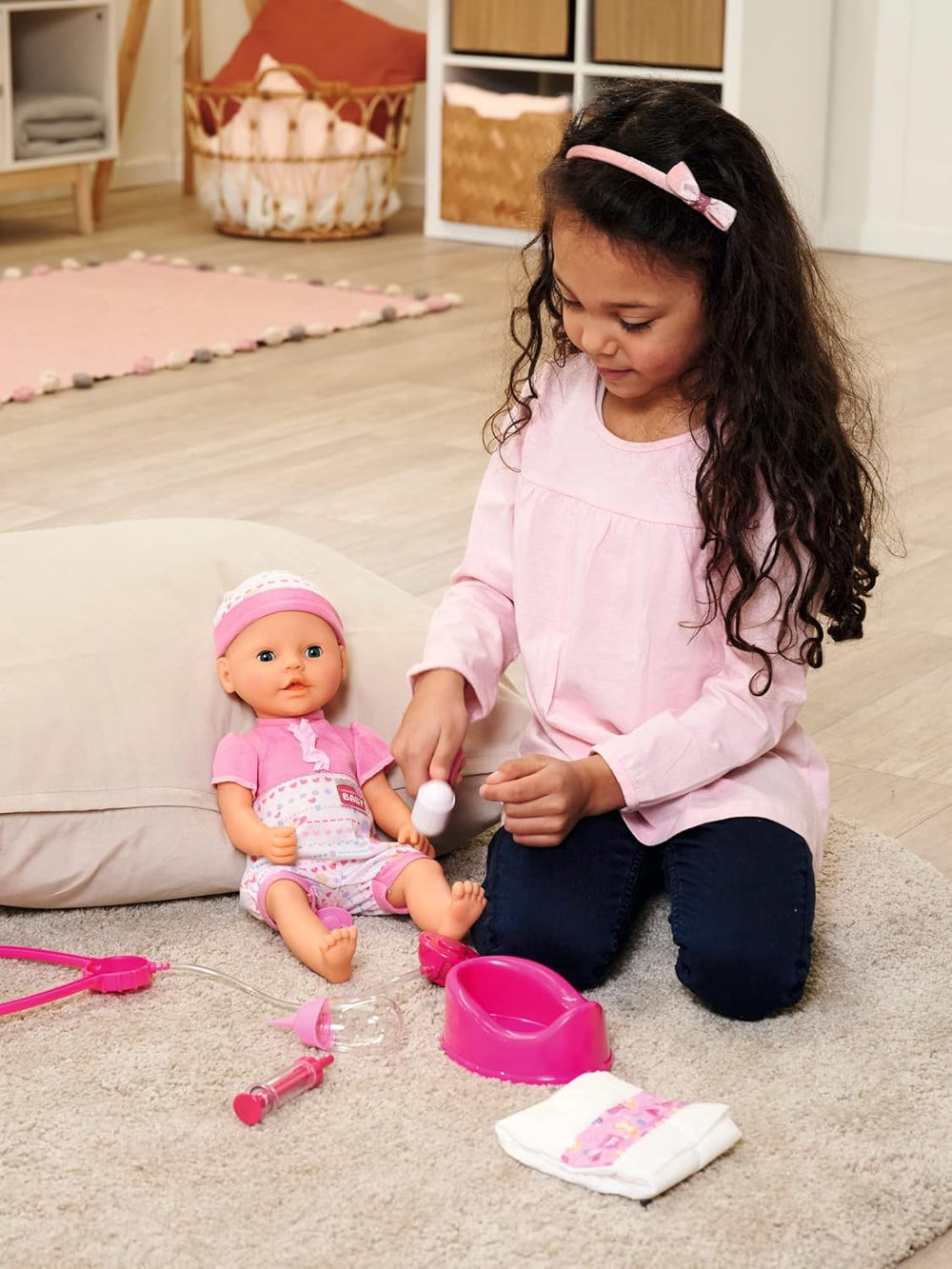 Simba 105562487 - Set de alăptare pentru nou-născuți, suzetă, scutec și biberon cu conținut care dispare, pentru păpuși de 38-43 cm