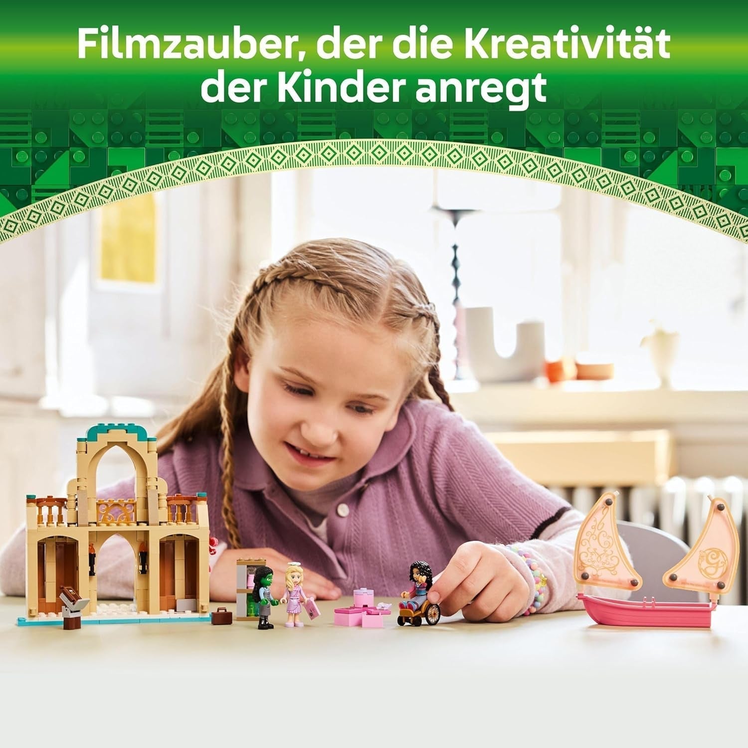 LEGO Wicked Glinda, Elphaba și Nessarose la Universitatea Shiz, barcă cu pânze și 3 figurine, barcă de jucărie, cadou pentru fete și băieți de la 7 ani, iubitorii casei de păpuși 75681 Seturi de constructie Besuche den LEGO-Store