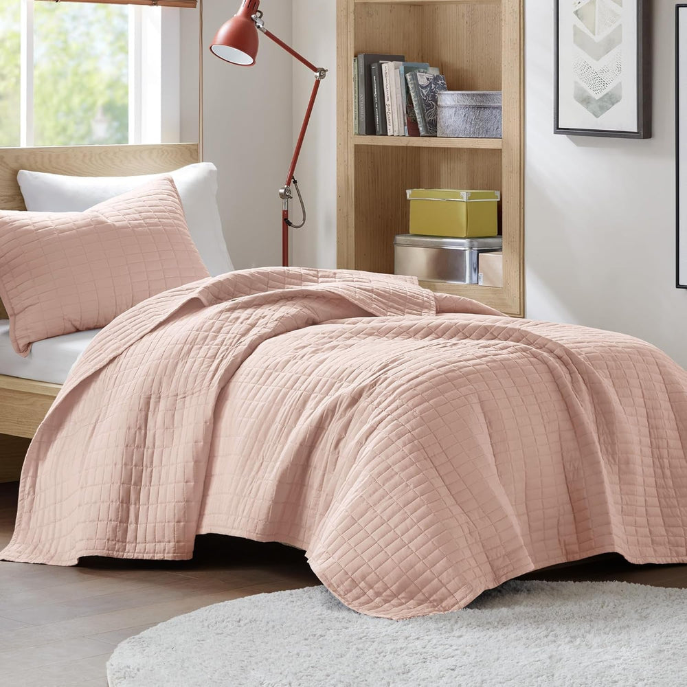 Comfort Spaces Kienna Quilt Set, cusături duble de lux, pătură de vară, ușoară, moale, lenjerie de pat pe tot parcursul anului, față de pernă asortată, albă, pătură pentru paturi King Size (264.2 X 228.6 Cm), Plapumi si pilote Naty Shop Roșu Twin/Twin Xl(66"X90")