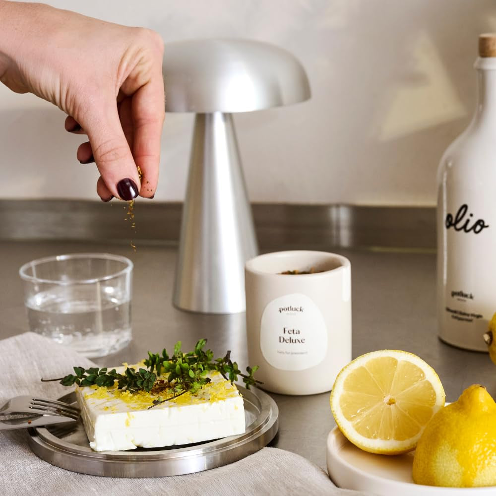 Potluck | Feta Gewürz | Gewürzmischung im Keramiktopf | 50g | Mit natürlichen Inhaltsstoffen