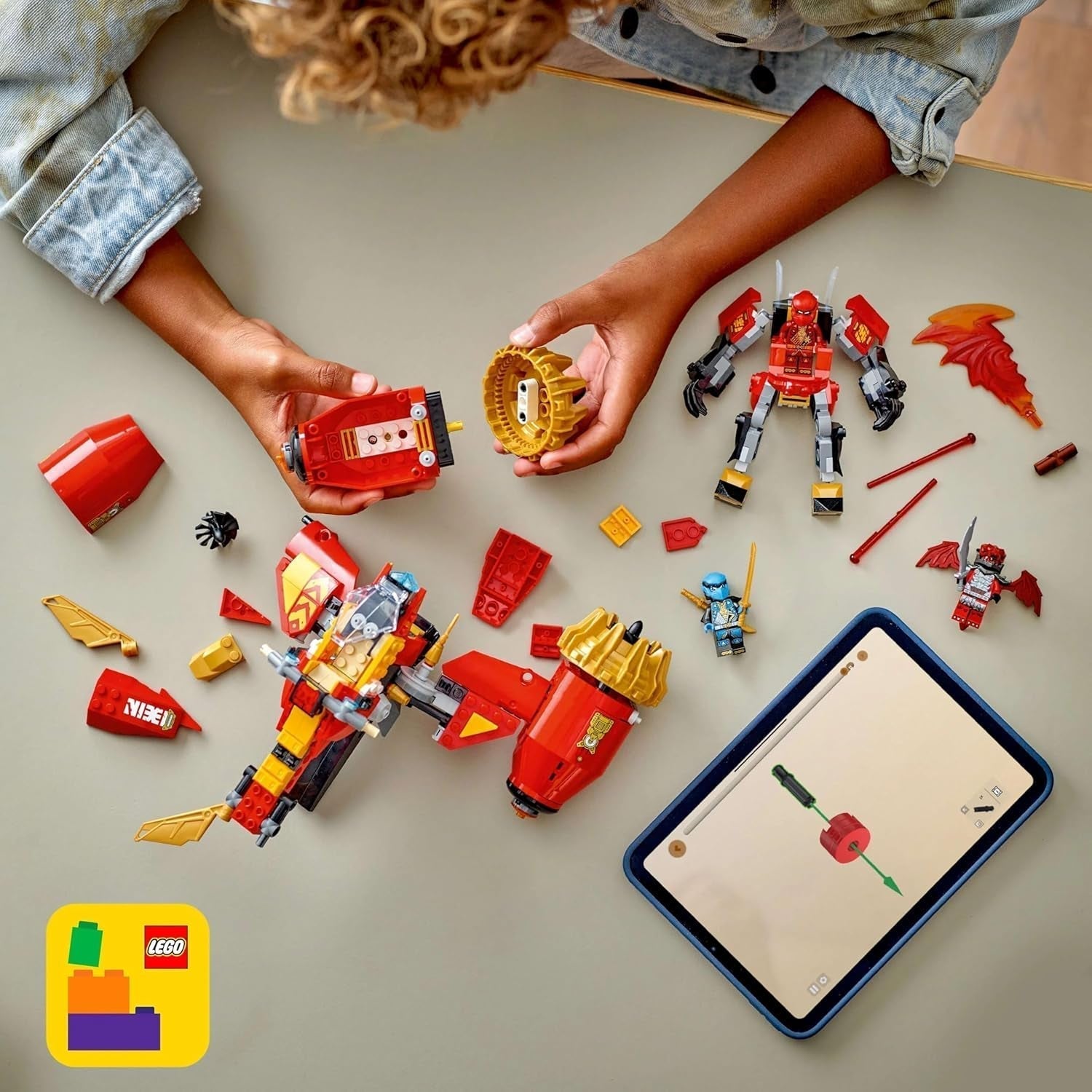 LEGO NINJAGO Kai's Storm Rider Mech - Jucărie motocicletă zburătoare cu 3 minifigurine - Mech cu cap, brațe și picioare mobile - Jucărie de construit - Cadou pentru băieți și fete cu vârsta de 7+ 71830 Seturi de constructie Besuche den LEGO-Store