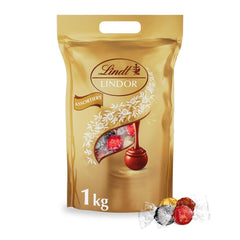 Asortiment clasic de bile de ciocolată Lindt LINDOR | aprox. 80 de bile de ciocolată (cu lapte, albă, neagră 60%, alune) | Pachet vrac, 1 kg