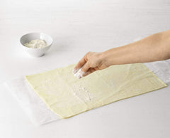 Rolă Betty Bossi Blind Stars – Mașină de tăiat aluat pentru crearea de jaluzele individuale cu model stelar, cu efect uimitor