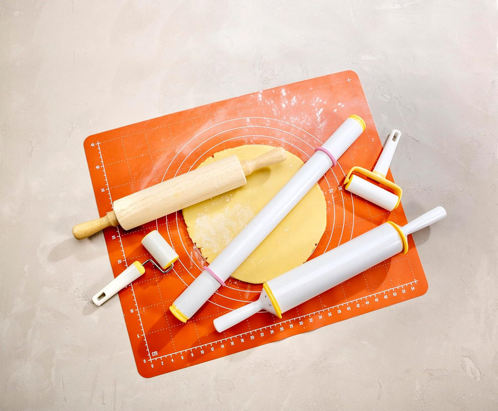 Sucitor de aluat Tescoma cu grosime reglabilă a aluatului DELÍCIA, alb