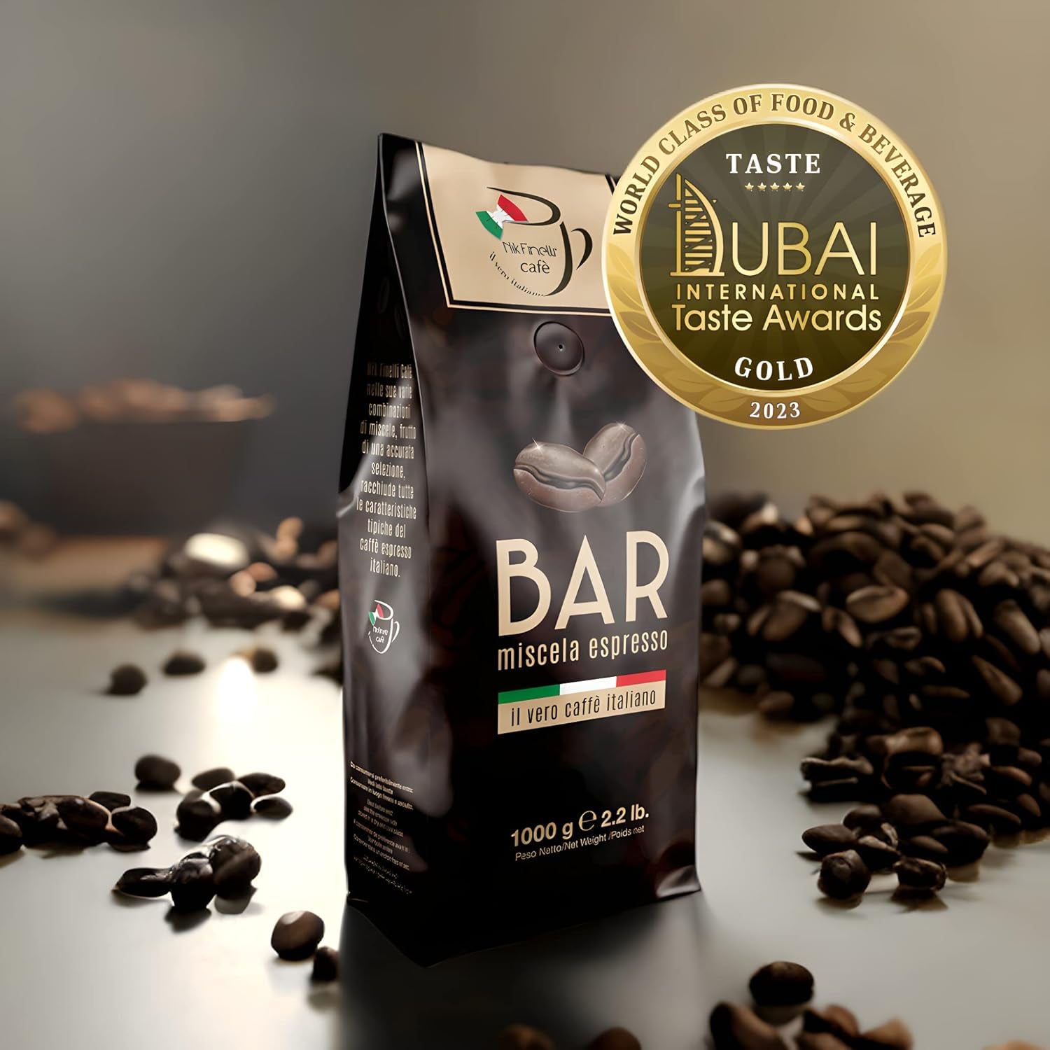 Nik Café Espresso Blend - Adevăratul Italian - Câștigător al Premiului Mondial pentru Alimente și Băuturi 2023 - Boabe de Cafea Prăjite, 1 kg
