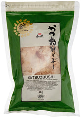 Katsuobushi Bonito Flocken – Aus 100 Prozent getrocknetem und geräuchertem Bonito Thunfisch – Ideal für die japanische Küche – 1 x 40 g