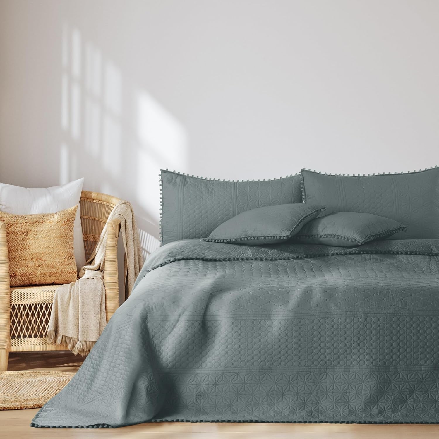 Ameliahome Cuvertură de pat cu pompoane 220X240 Cm Cuvertură de pat cu două fețe Ultrasonic Quilting Poliester Meadore Grey Paturi si Cuverturi Besuche den AmeliaHome-Store Meadore gri 220X240 Cm