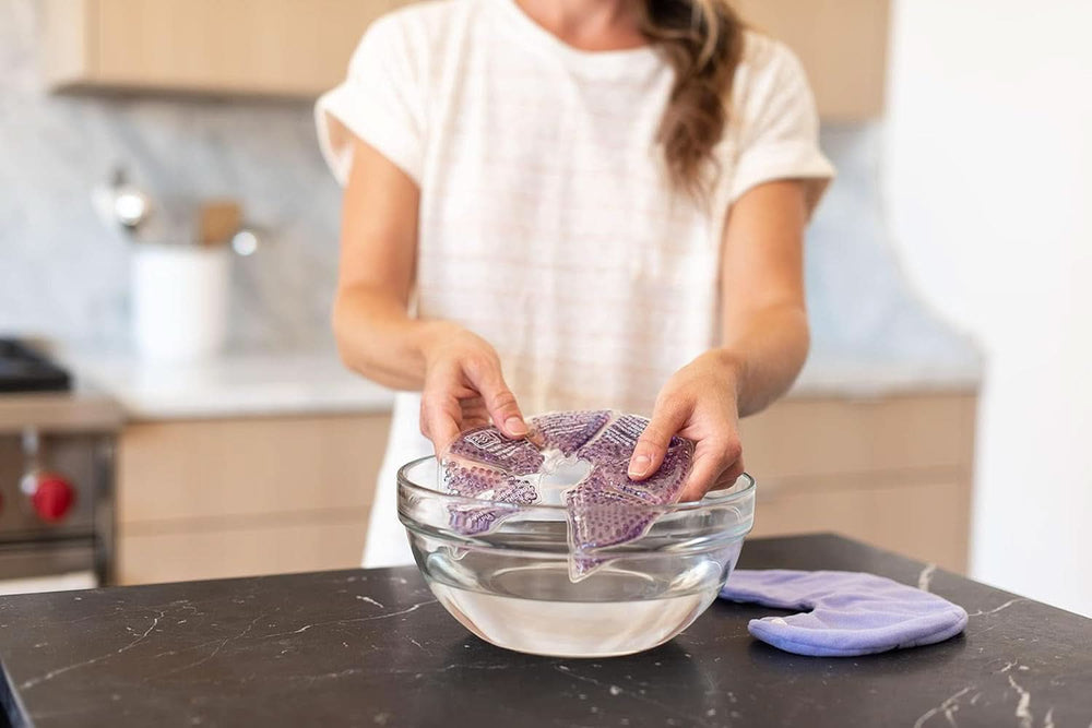 Lansinoh Therapearl 3-In-1 Breast Therapy for Breastfeeding Mums, Hot and Cold Therapy, Helps Relieve Engorgement, Mastitis and Plugged Ducts, Reusable Accesorii Hrana si Alaptare Bebe Naty Shop