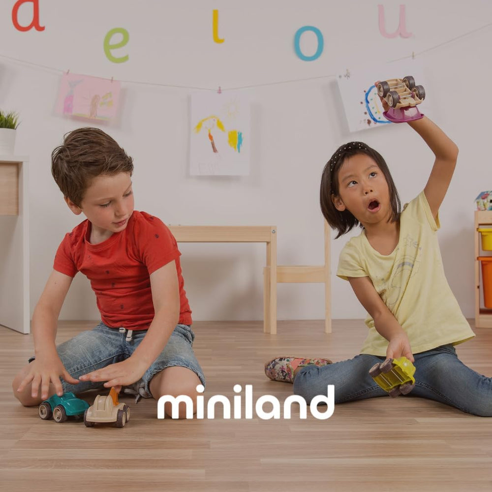 Miniland Set Puppenkleidung 40cm, Pyjama mit Schlafmütze