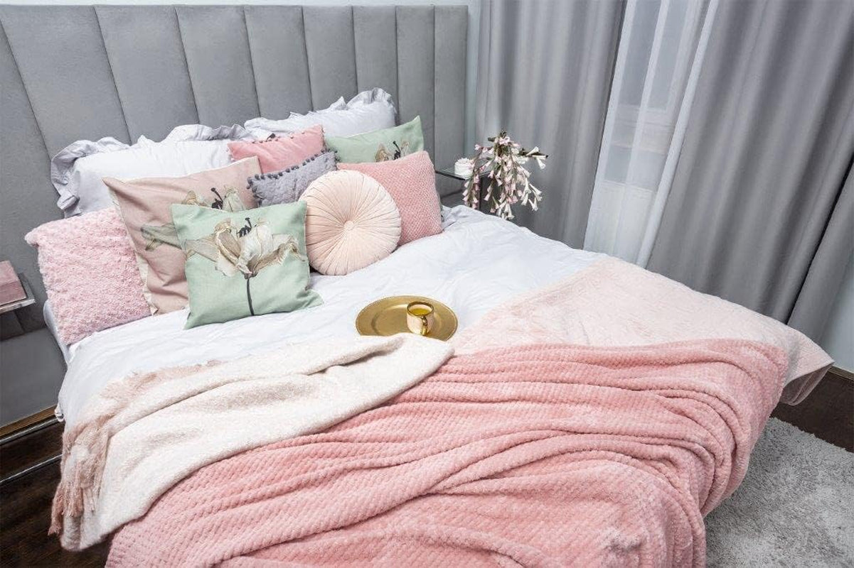 HOMLA Pătură roșie din fleece pufoasă și caldă - pentru canapea și pat Pătură confortabilă Pătură de canapea Pătură de living - ușor de întreținut 150 X 200 cm Roz Paturi si Cuverturi Besuche den HOMLA-Store