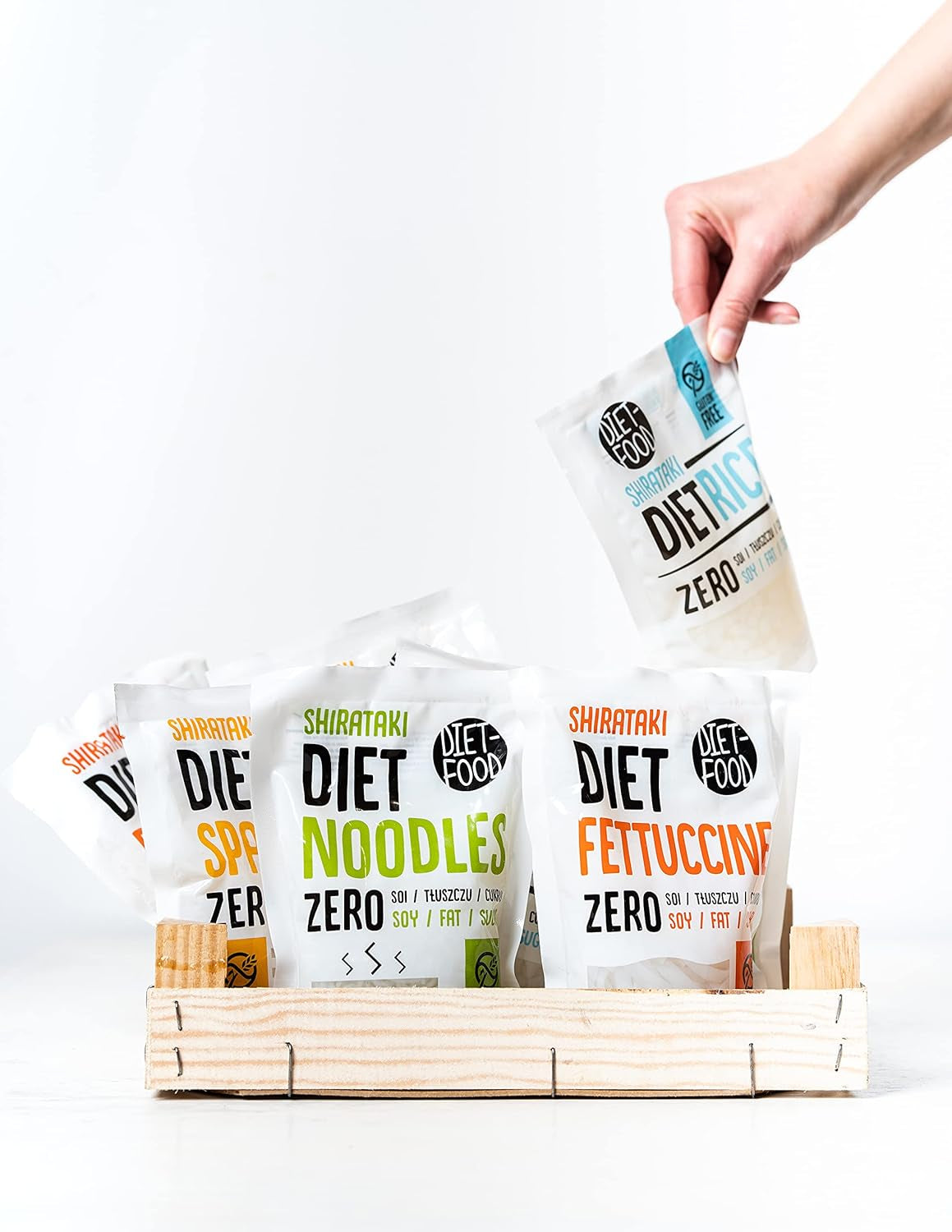 Tăiței Shirataki DIET-FOOD Tăiței Konjac cu conținut scăzut de carbohidrați, conținut scăzut de calorii, alimente vegane, fără grăsimi, fără soia, fără gluten, tăiței dietetici solubili în apă, conținut scăzut de calorii, 200 de grame