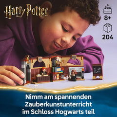 LEGO Harry Potter Schloss Hogwarts: Zauberkunstunterricht, Set mit 3 Minifiguren, inkl. Hermine Granger & Ron Weasley, Wingardium Leviosa Funktion, Spielzeug für Mädchen & Jungen ab 8 Jahren 76442