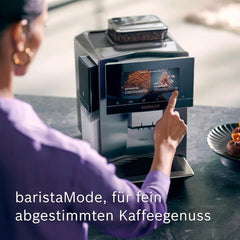 Espressor complet automat SIEMENS EQ900 TQ905D03, control prin aplicație, afișaj complet tactil, mod barista, reducere a zgomotului, până la 10 profiluri, râșniță premium, curățare automată cu abur, 1500 W, oțel inoxidabil