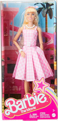 Păpușă Barbie, păpușă The Movie, în rochie roz și albă și colier cu margarete, Margot Robbie, piesă de colecție, jucărie pentru copii de la 3 ani, HPJ96