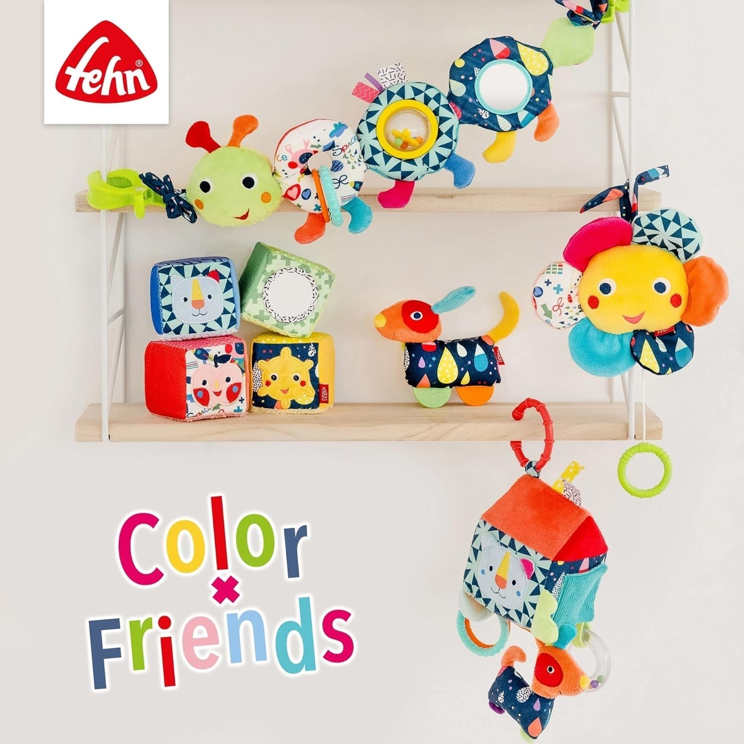 Fehn 055283 Jucărie de prindere câine cu teether COLOR Friends - Jucărie pentru copii cu clopoțel, squeaker și teether moale pentru bebeluși și copii mici de la 0+ luni - Dimensiune: 16 cm Jucarii Bebe Naty Shop