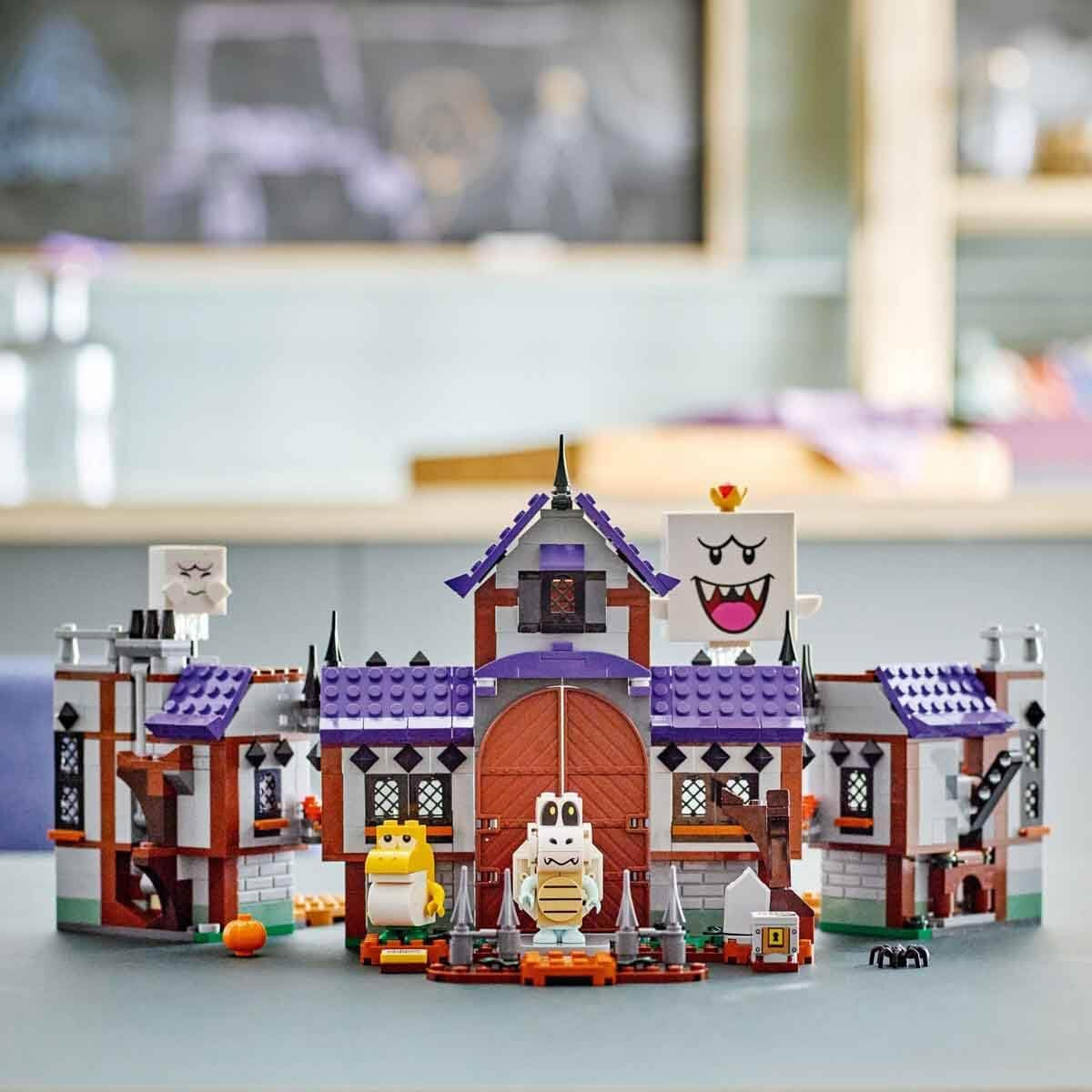 Casa bântuită a lui LEGO Super Mario King Buu Huu, casă bântuită pentru copii, set Nintendo de colecționat, cu Baby Yoshi, cadou pentru băieți, fete și gameri cu vârsta de 8+ 71436 Seturi de constructie Besuche den LEGO-Store