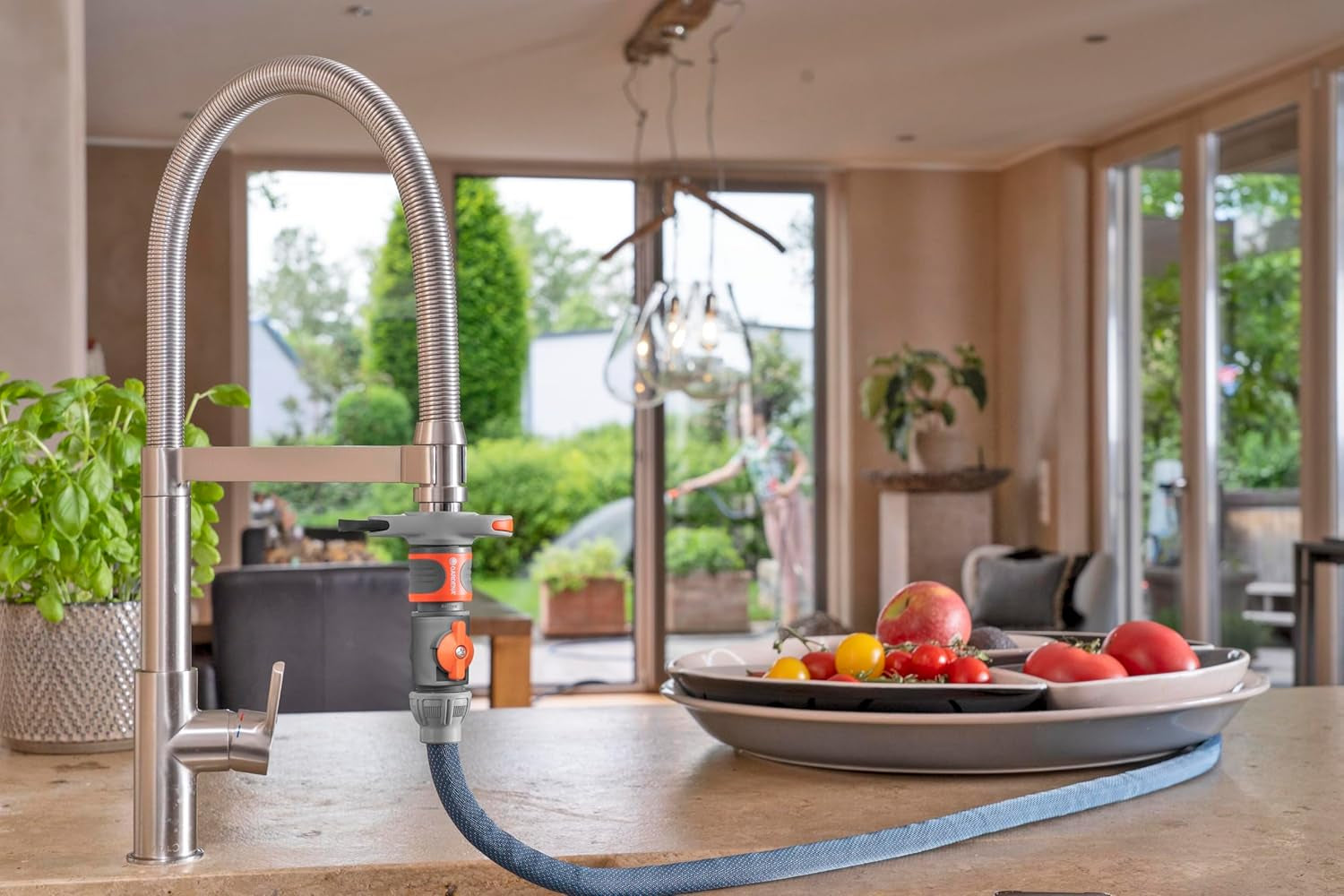 Furtun textil Gardena Liano Xtreme 1/2", set 10 metri + adaptor de interior