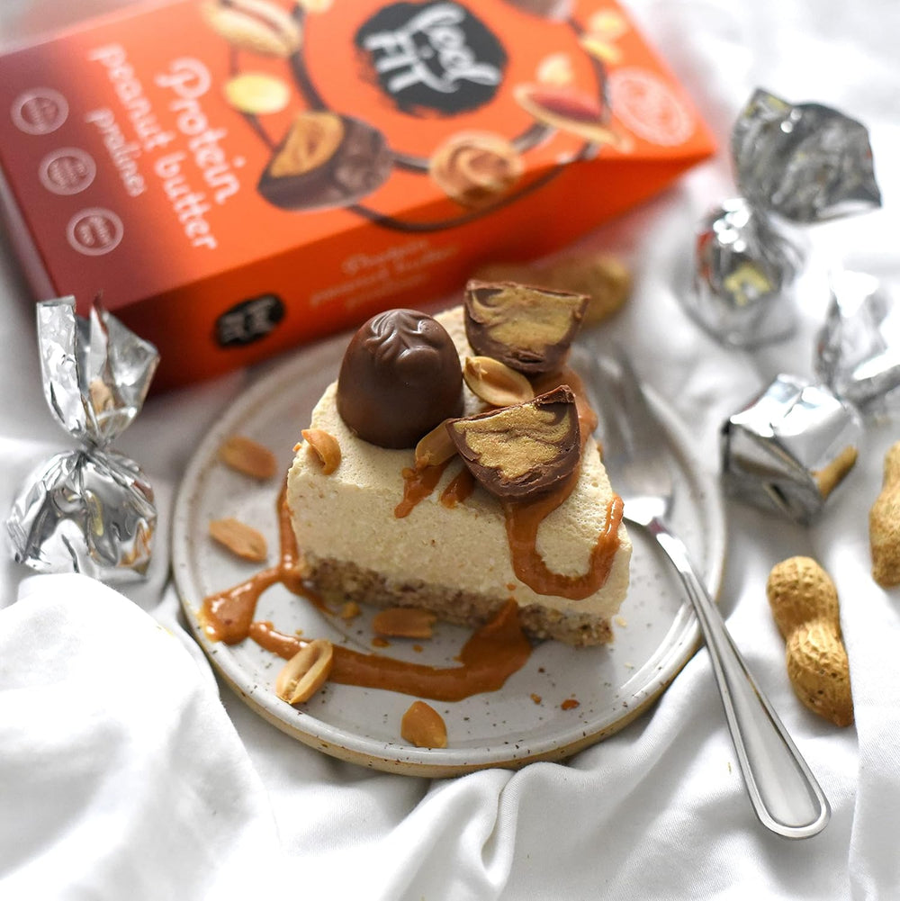 Praline proteice cu unt de arahide Feel FIT în ciocolată cu lapte de înaltă calitate, fără zahăr adăugat, 17% proteine, fără gluten 66 g (1 pachet)