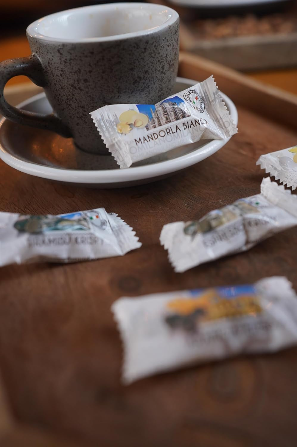 HELLMA Italian Selection - 200 buc. dulciuri italiene ambalate individual, ideal pentru hotel sau pensiune Bomboane de Ciocolata Naty Shop