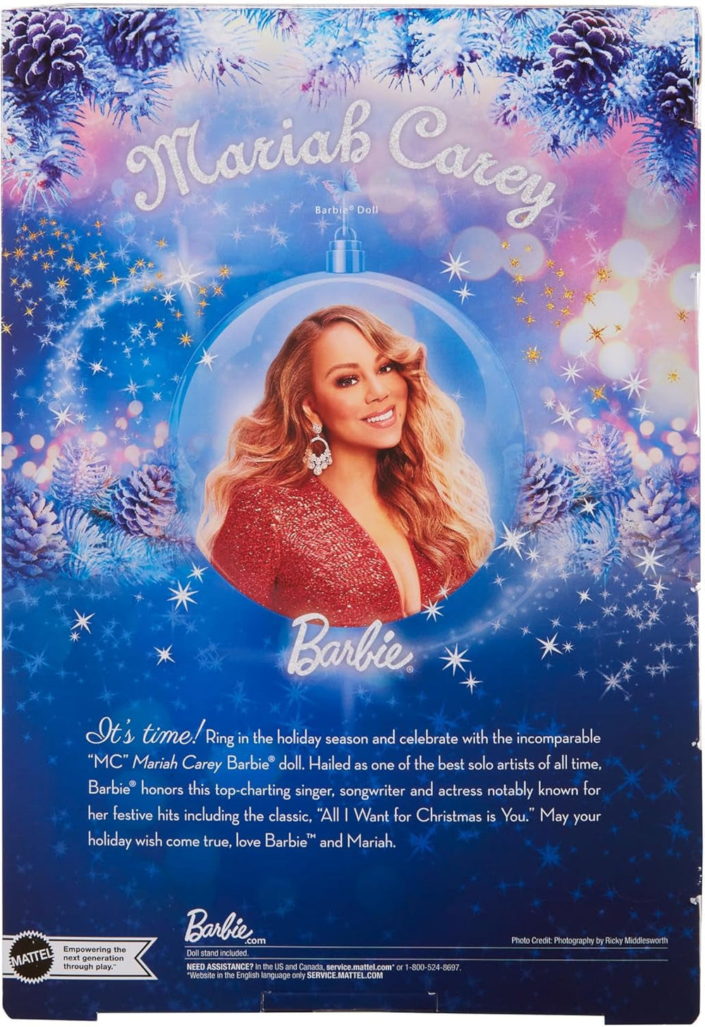 Barbie Mariah Carey - Sammelpuppe mit glänzender roter Robe, Rüschen, Schlitz, glamouröse Locken, silberfarbene Accessoires, rote High Heels, Weihnachtstradition, Dekoration, HJX17
