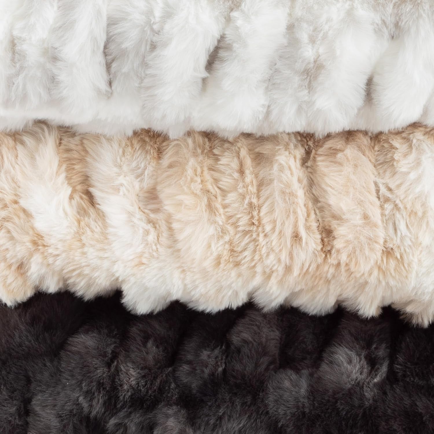 Lavish Home Oversized Gerüschte Faux Fur Blanket, 152.4 X 203.2 Cm, Jacquard Faux Fur, Queen Size Throw pentru paturi și canapele, gri Paturi si Cuverturi Lavish Home