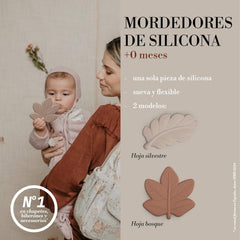 Suavinex, inel de dentiție din silicon dintr-o singură bucată. Moale, flexibil, sigur. Calmează și ameliorează gingiile bebelușului. Ergonomic, ușor de prins, cu textură/ușurare. Design cu pădure, Poezie, Verde